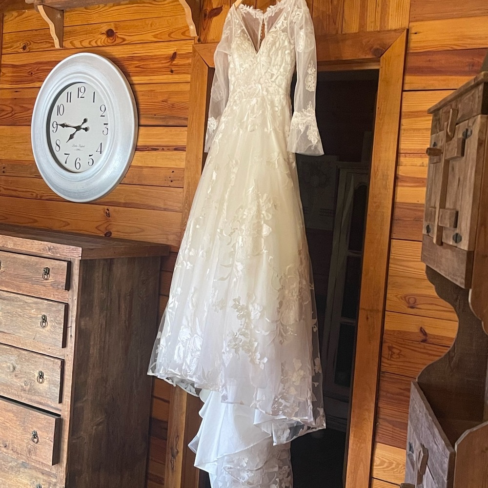 Wedding Dress👰🏻‍♀️ (Maggie Sottero)